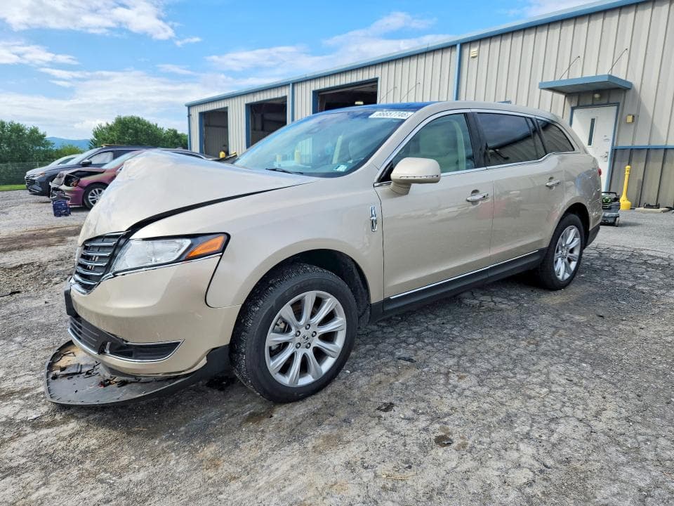 2017 LINCOLN MKT - 1