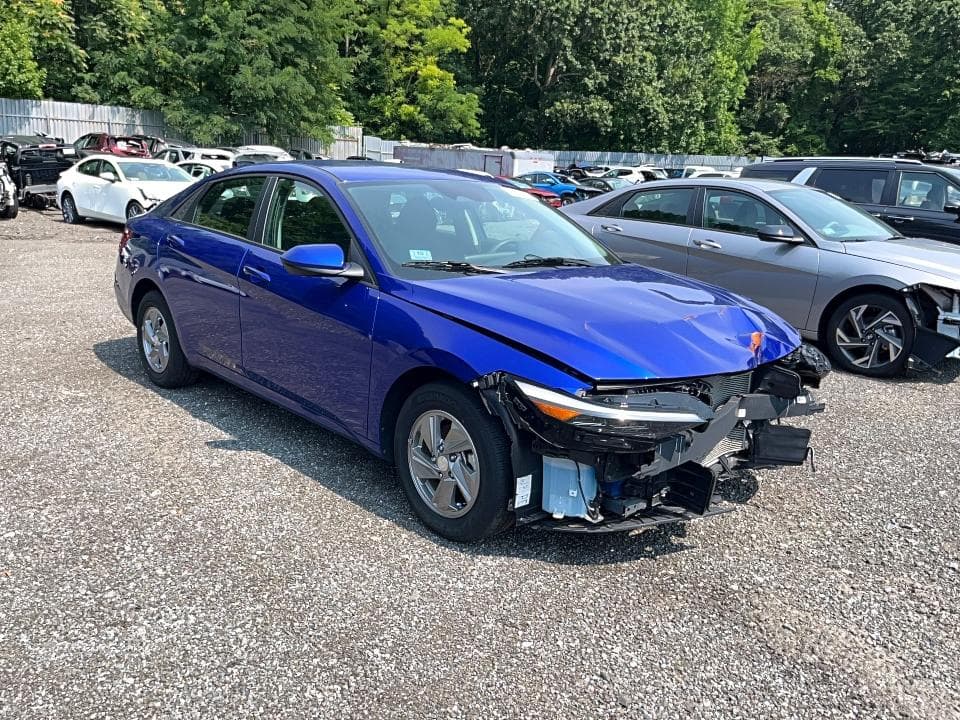 2024 HYUNDAI ELANTRA SE - 1