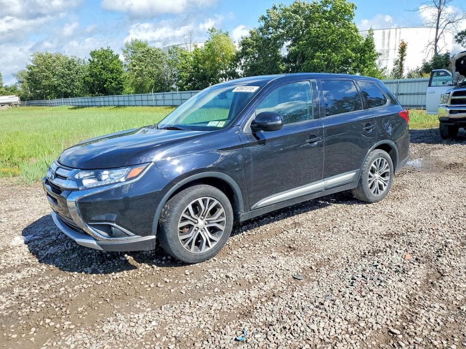 2017 MITSUBISHI OUTLANDER SE - 1