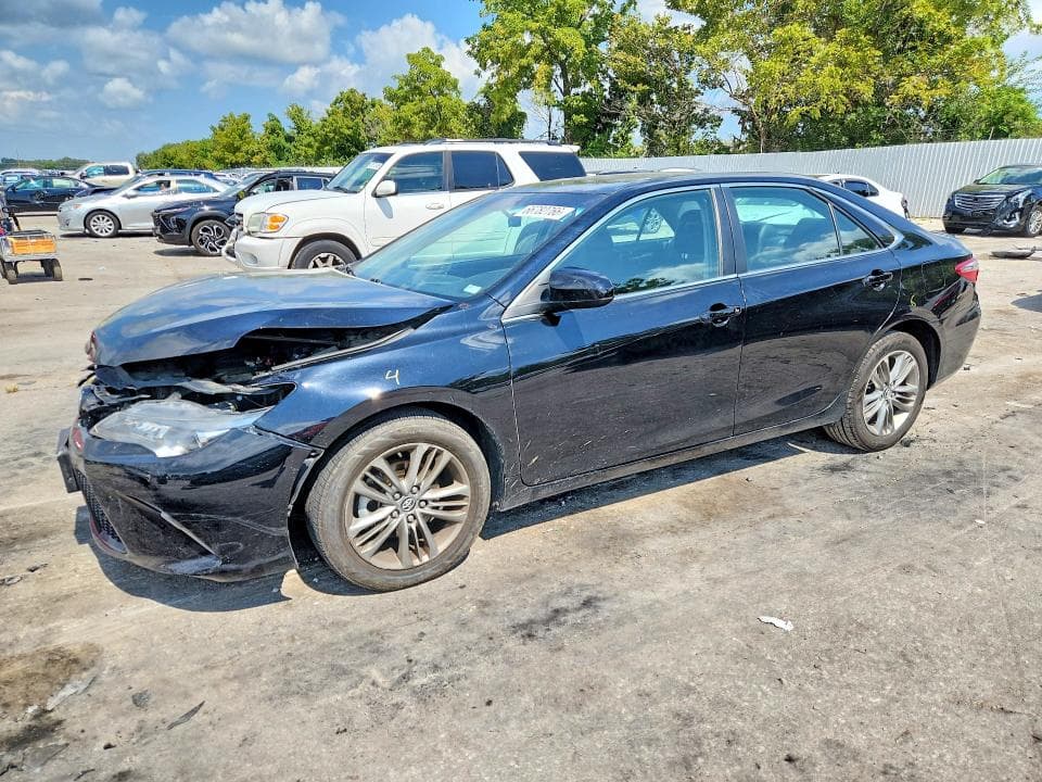 2017 TOYOTA CAMRY SE - 1