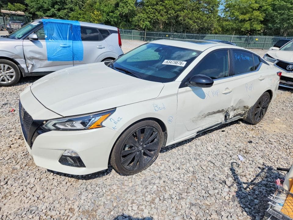 2022 NISSAN ALTIMA SR - 1