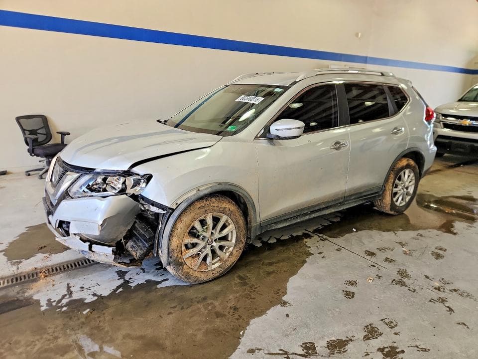 2017 NISSAN ROGUE SV - 1