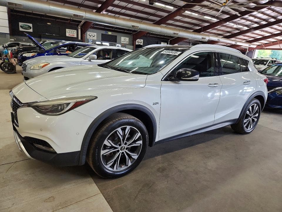 2017 INFINITI QX30 PREMIUM - 1