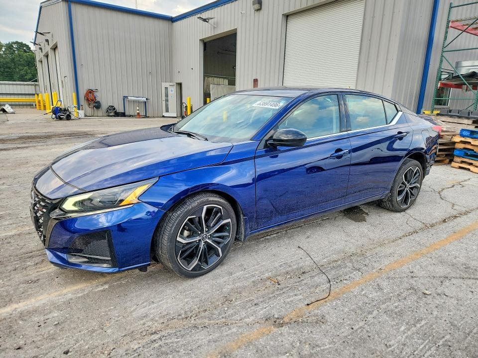 2023 NISSAN ALTIMA SR - 1