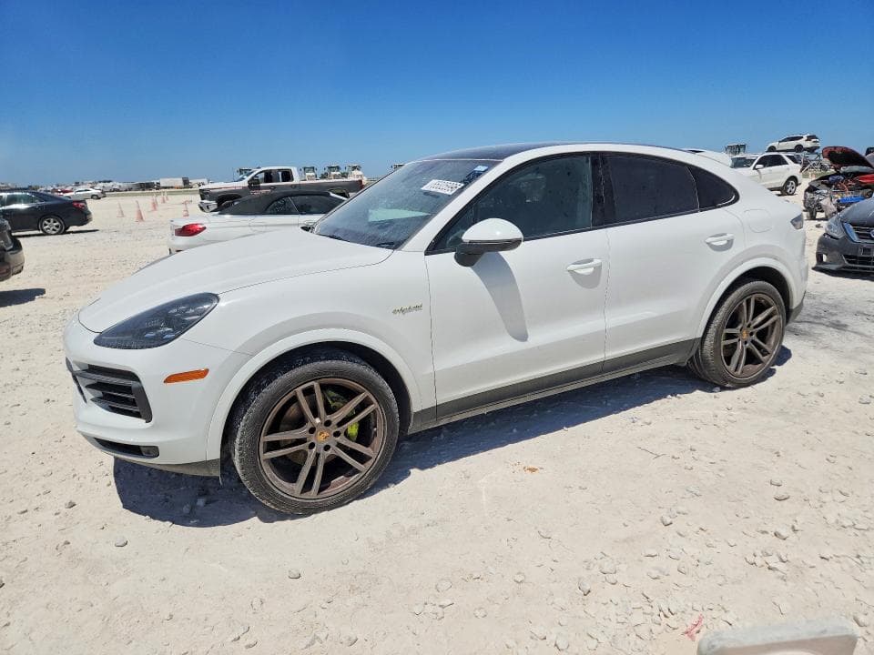 2022 PORSCHE CAYENNE E HYBRID COUPE - 1