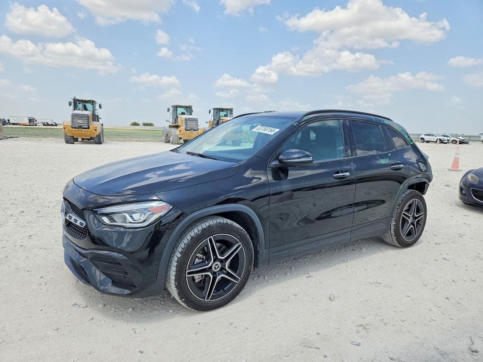 2023 MERCEDES-BENZ GLA 250 4MATIC - 1