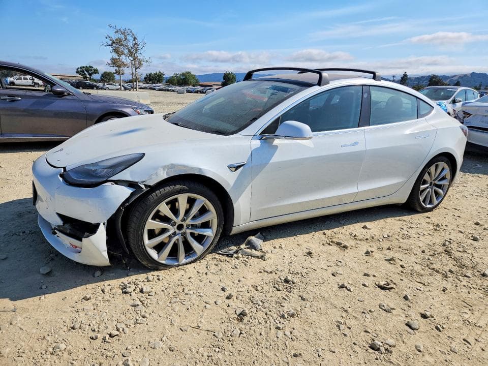 2018 TESLA MODEL 3 - 1