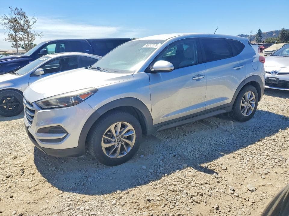 2017 HYUNDAI TUCSON SE - 1