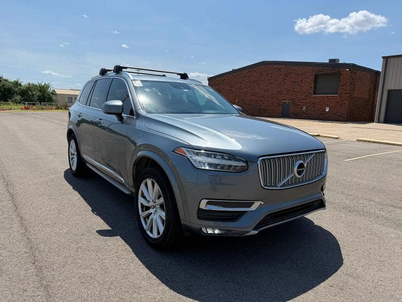 2017 VOLVO XC90 T6 - 1