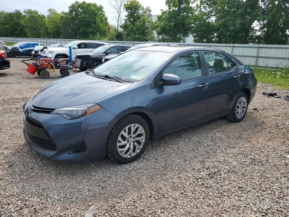 2018 TOYOTA COROLLA LE - 1
