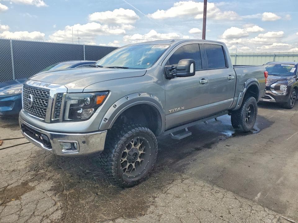 2017 NISSAN TITAN PRO-4X - 1