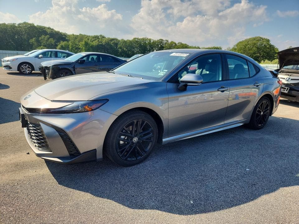 2025 TOYOTA CAMRY SE - 1