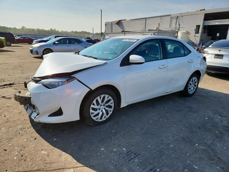 2017 TOYOTA COROLLA LE - 1