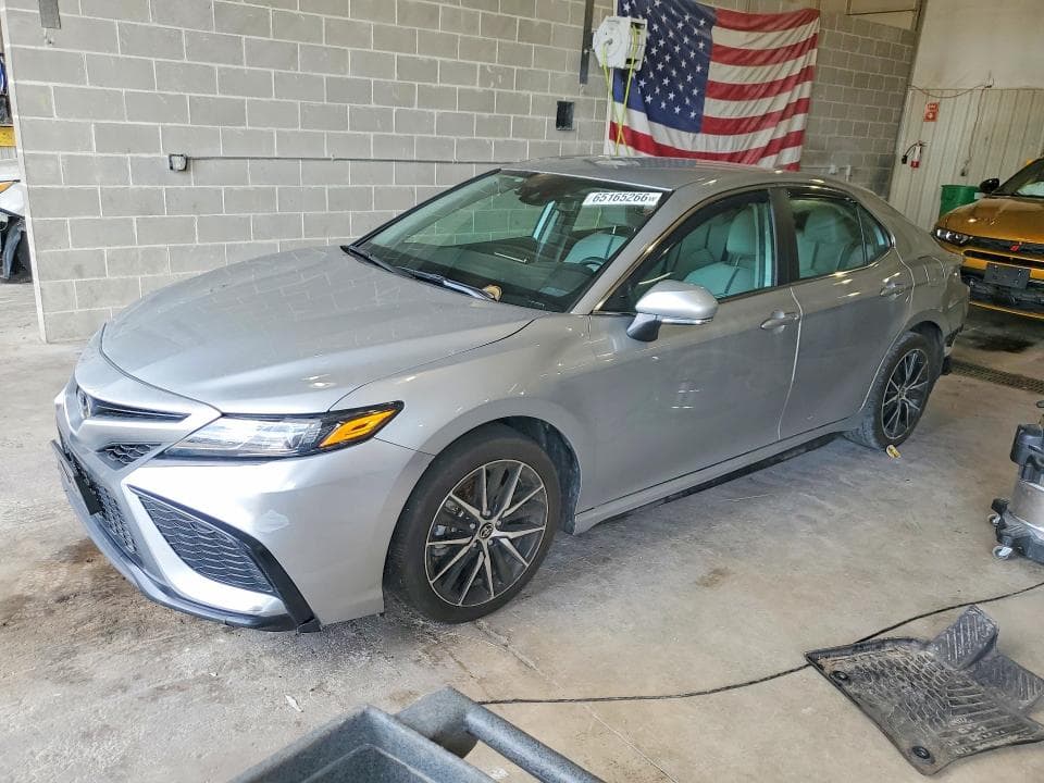 2024 TOYOTA CAMRY SE - 1