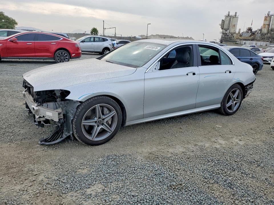 2019 MERCEDES-BENZ E 300 - 1
