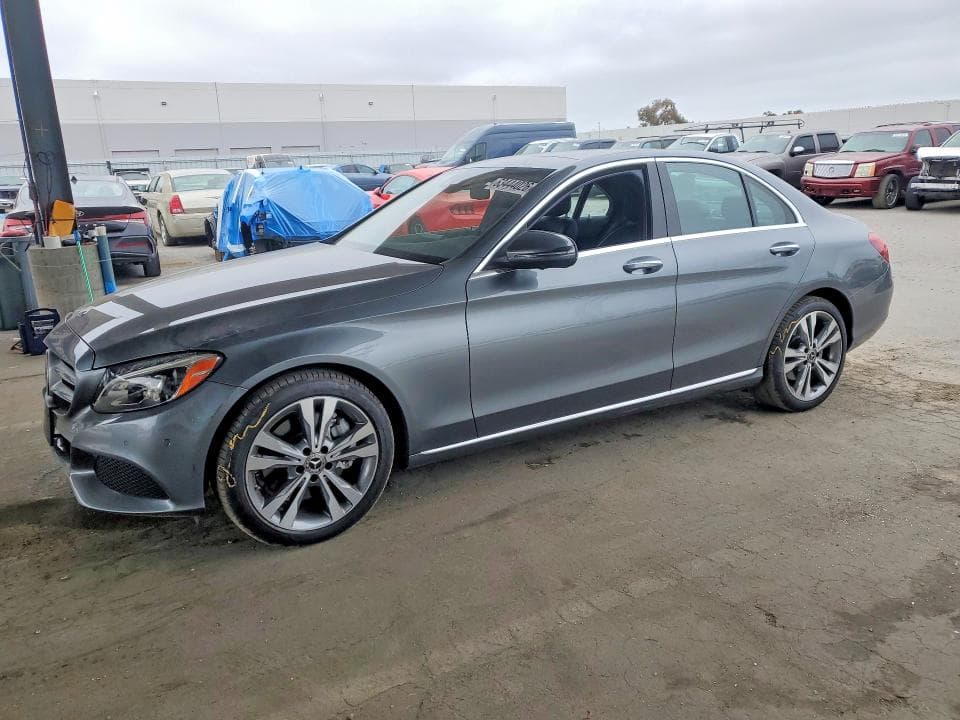 2018 MERCEDES-BENZ C 300 - 1