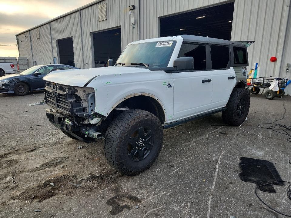 2024 FORD BRONCO BLACK DIAMOND - 1
