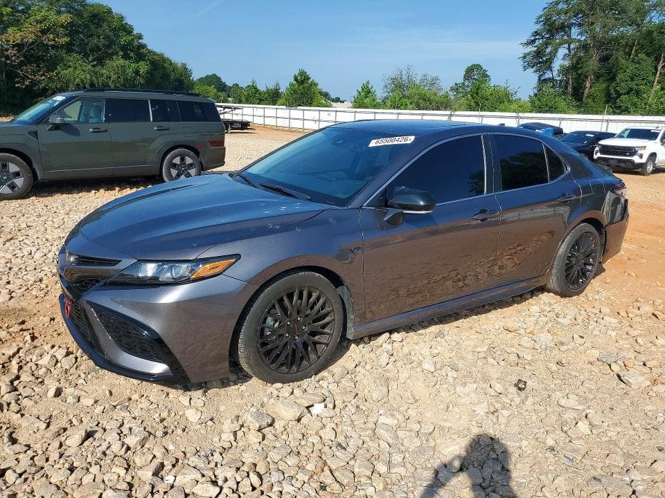 2024 TOYOTA CAMRY SE - 1