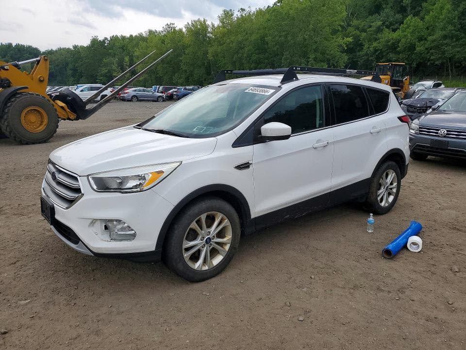 2017 FORD ESCAPE SE - 1