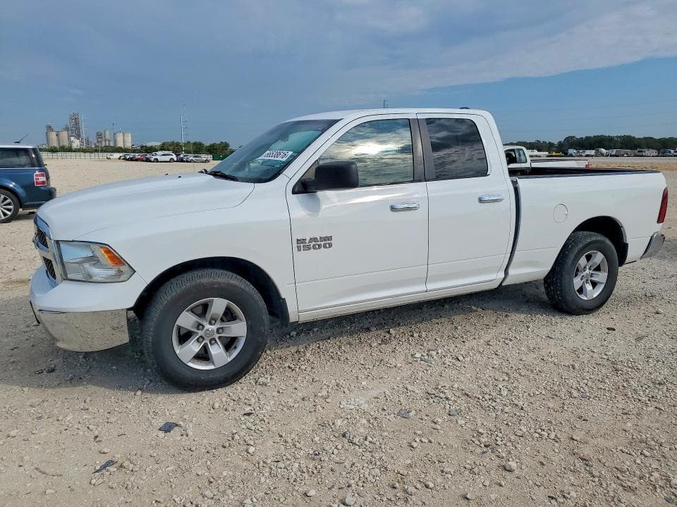 2017 RAM 1500 SLT - 1