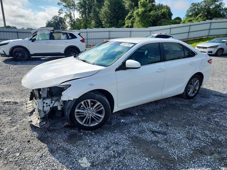 2017 TOYOTA CAMRY SE - 1