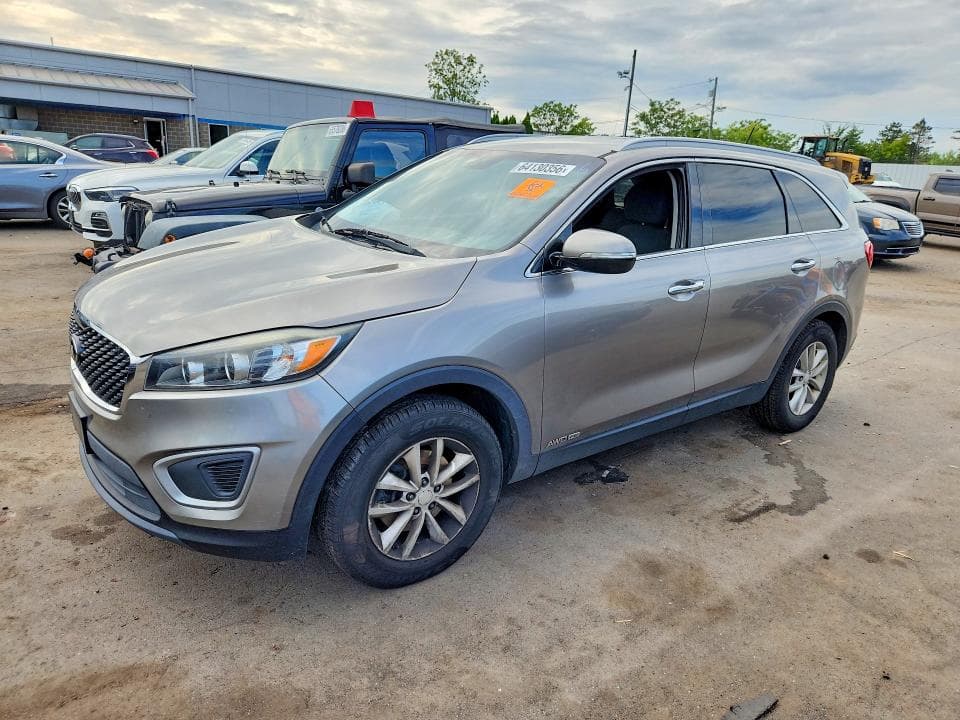 2017 KIA SORENTO LX V6 - 1