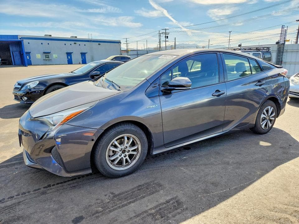 2017 TOYOTA PRIUS THREE - 1