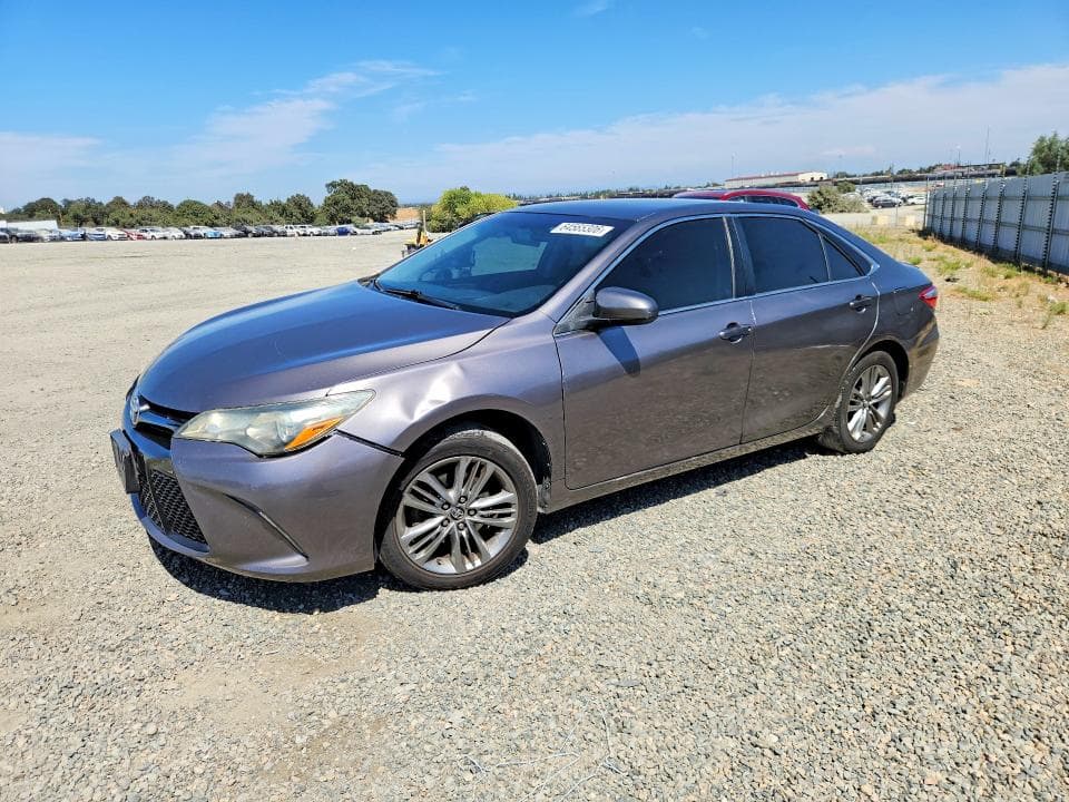 2017 TOYOTA CAMRY SE - 1