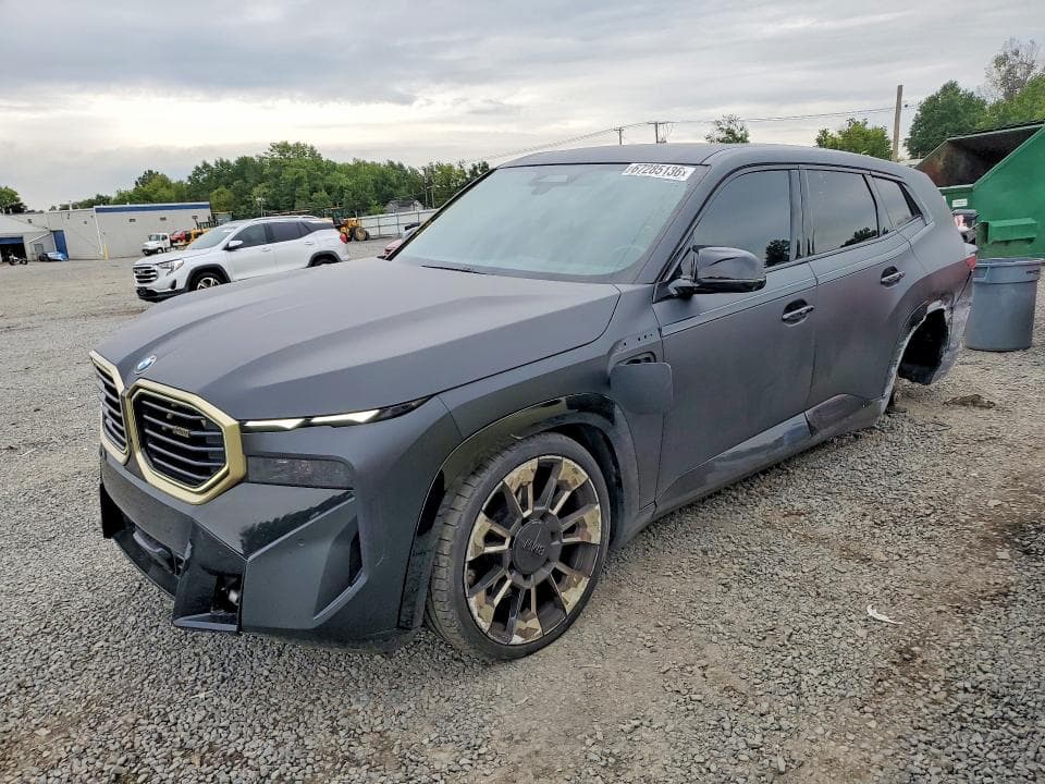 2024 BMW XM - 1