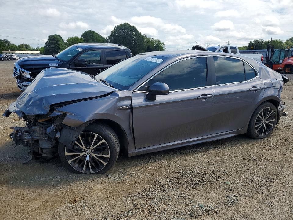 2018 TOYOTA CAMRY HYBRID SE - 1
