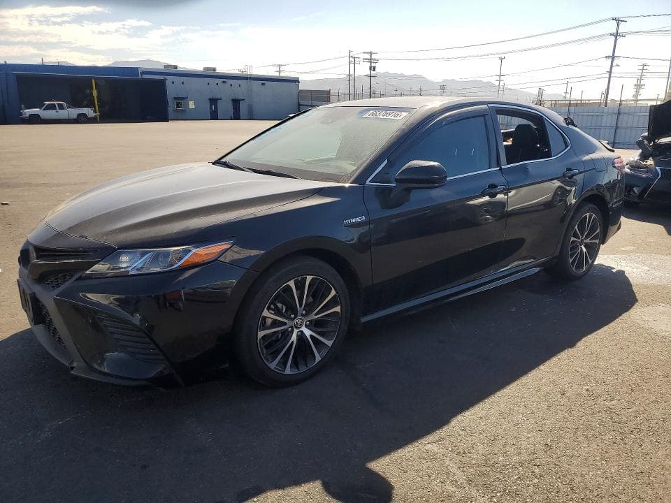 2020 TOYOTA CAMRY SE - 1