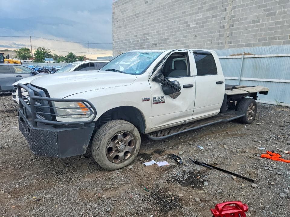 2018 RAM 2500 ST - 1