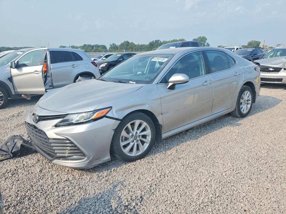 2022 TOYOTA CAMRY LE - 1