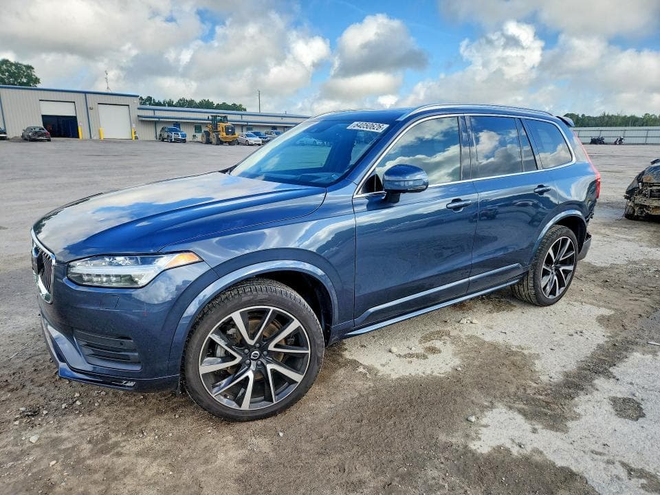 2022 VOLVO XC90 T6 MOMENTUM - 1