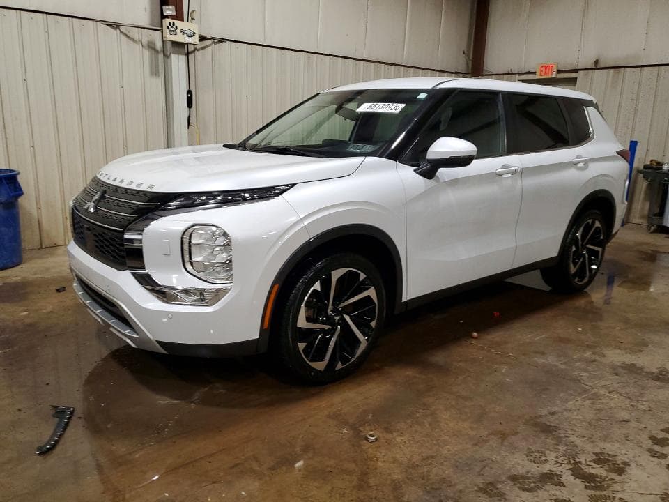 2022 MITSUBISHI OUTLANDER SE - 1