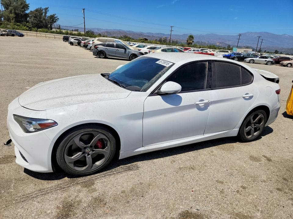 2017 ALFA ROMEO GIULIA - 1