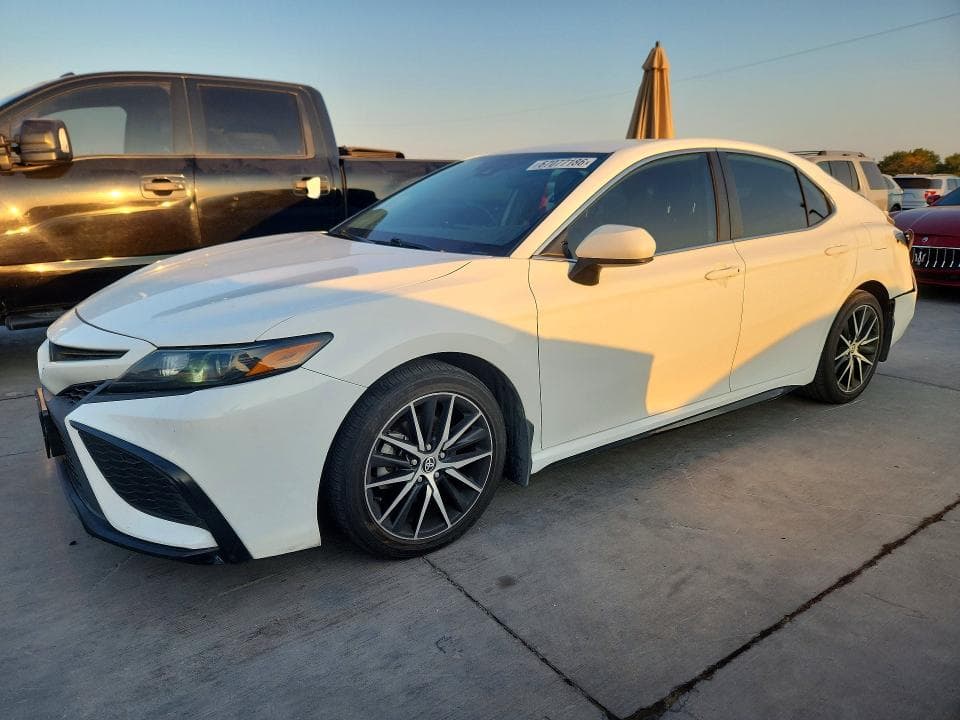 2021 TOYOTA CAMRY SE - 1