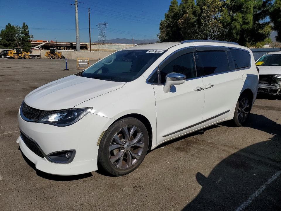 2018 CHRYSLER PACIFICA LIMITED - 1