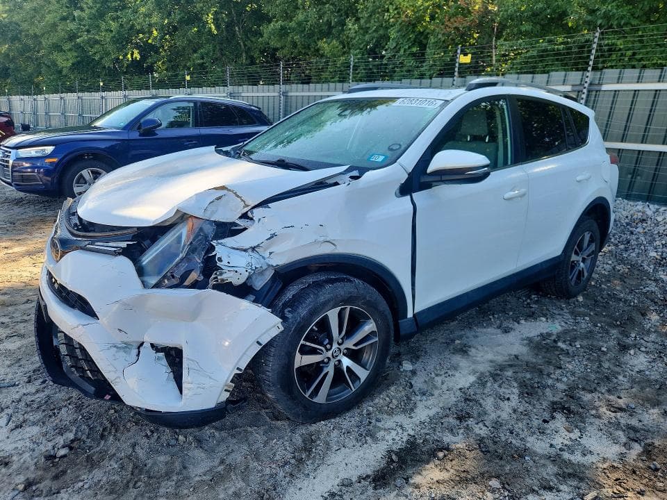 2017 TOYOTA RAV4 XLE - 1