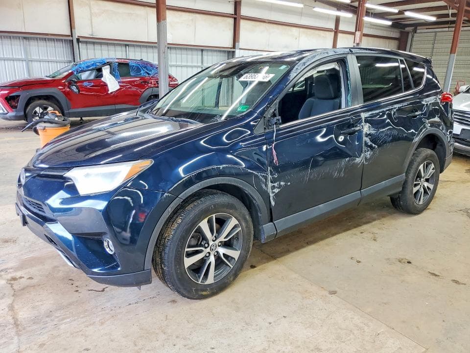 2018 TOYOTA RAV4 XLE - 1