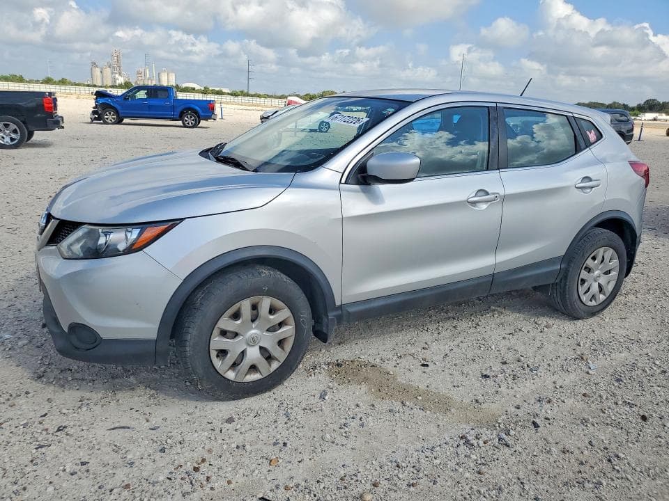 2018 NISSAN ROGUE SPORT S - 1