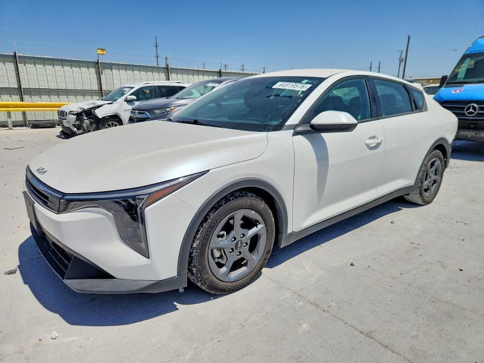 2025 KIA K4 LXS - 1