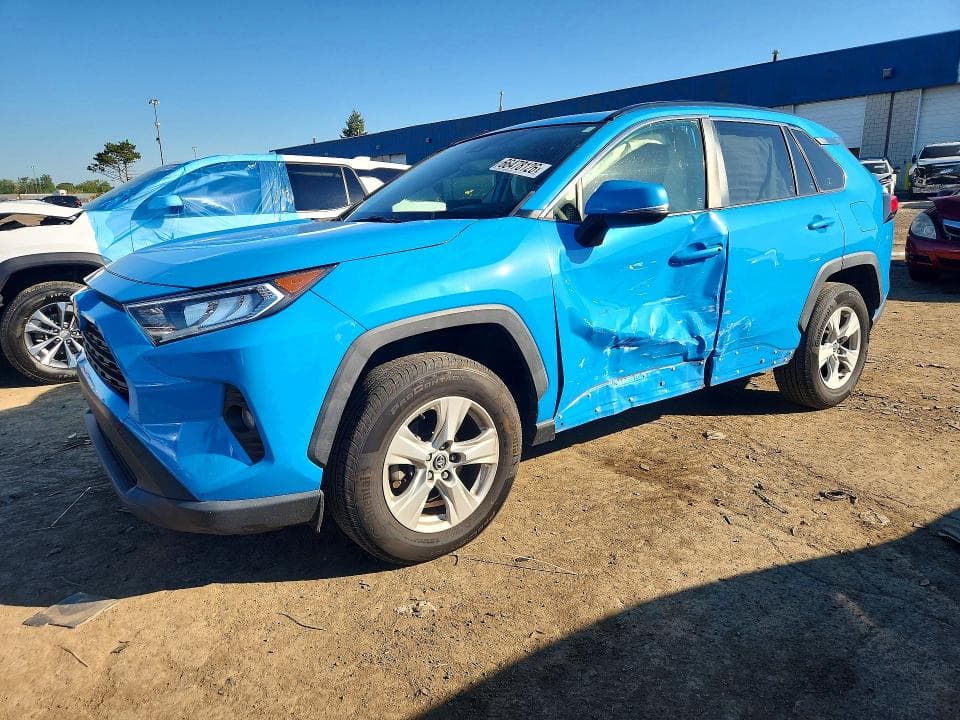 2021 TOYOTA RAV4 XLE - 1