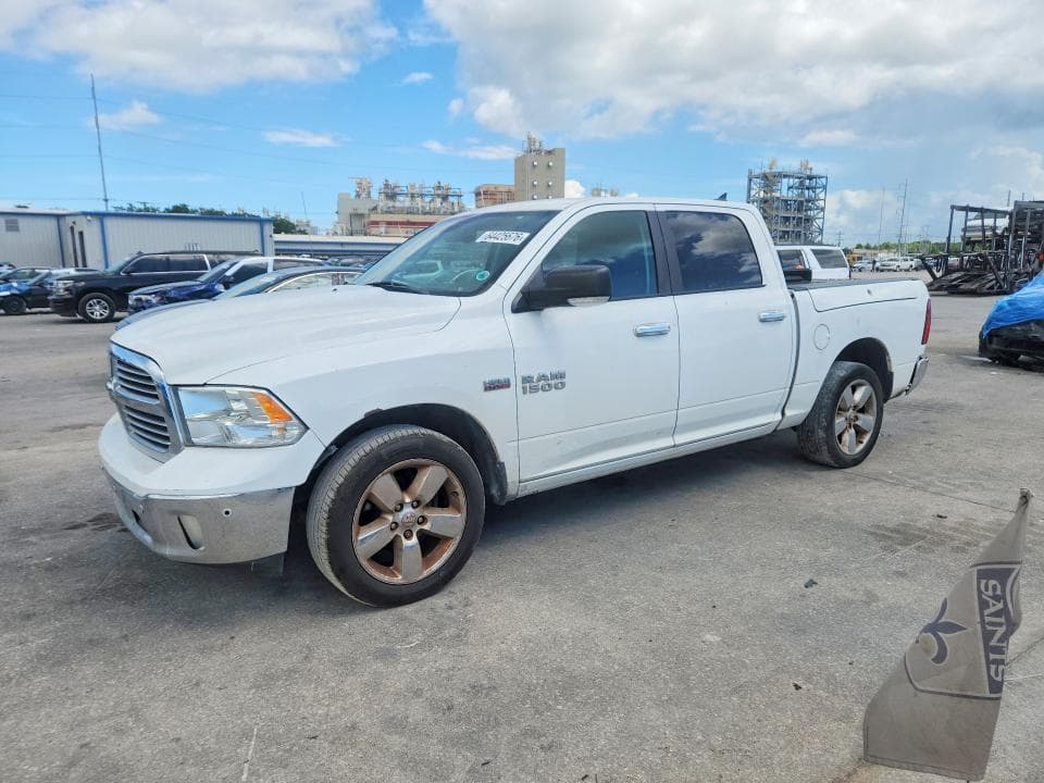 2017 RAM 1500 SLT - 1