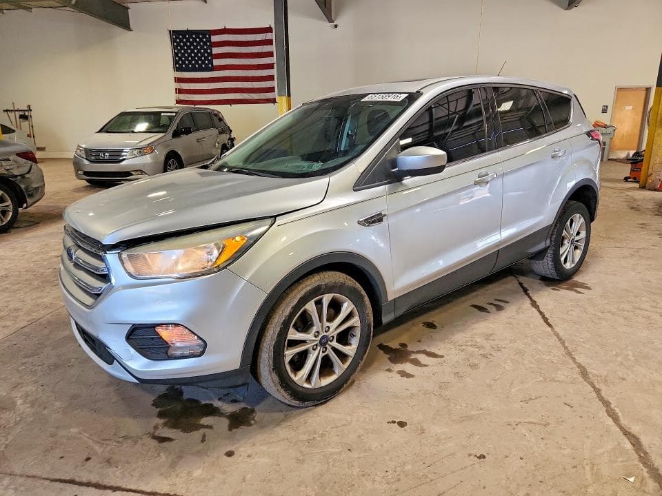 2017 FORD ESCAPE SE - 1