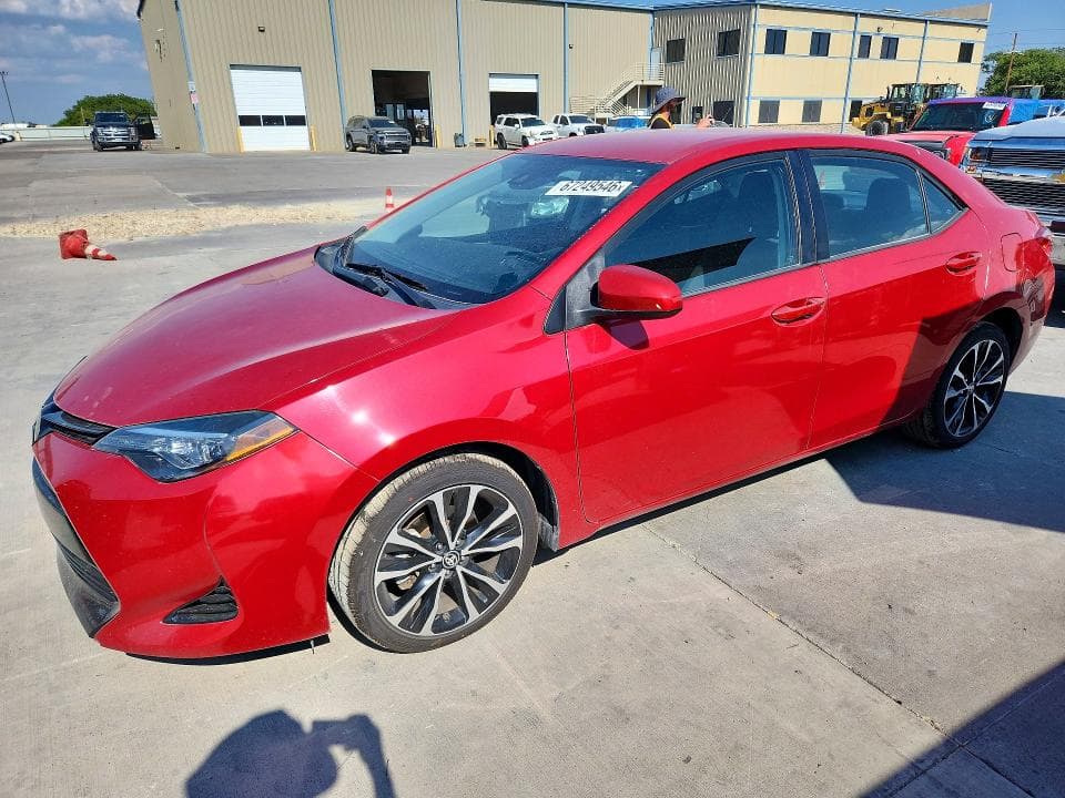 2018 TOYOTA COROLLA LE - 1