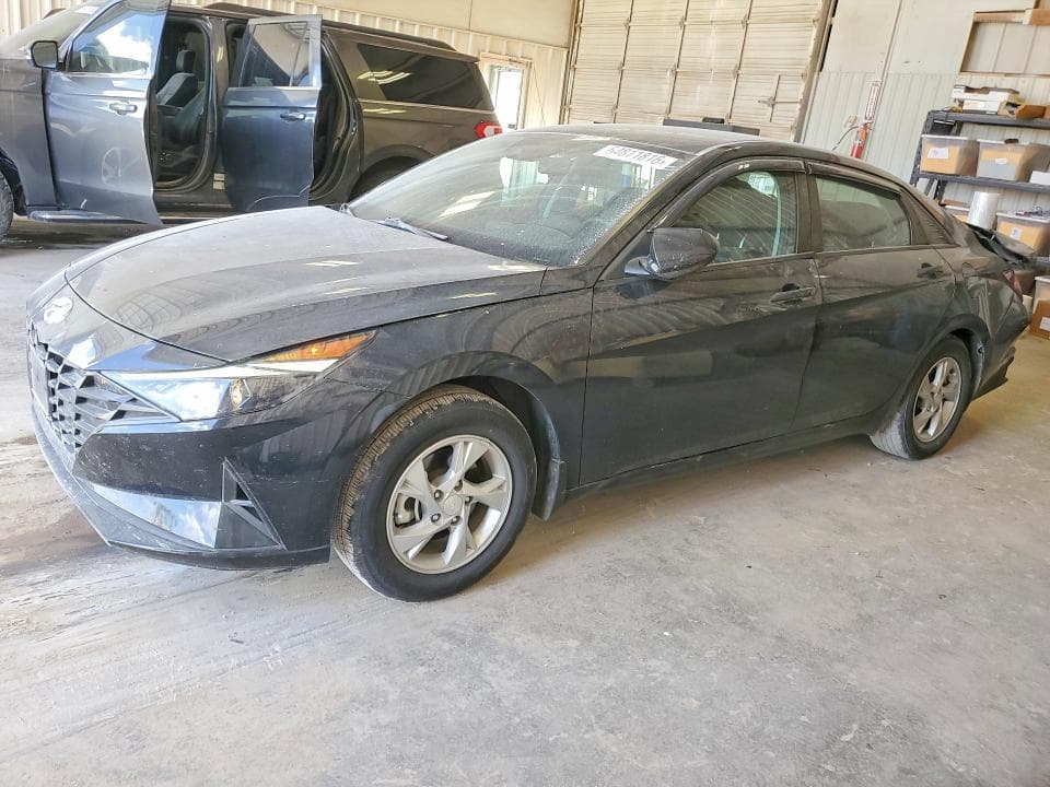 2023 HYUNDAI ELANTRA SE - 1