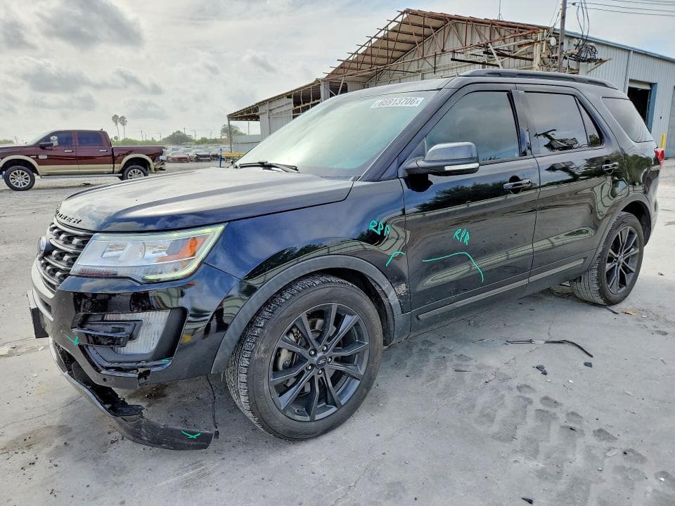2017 FORD EXPLORER XLT - 1