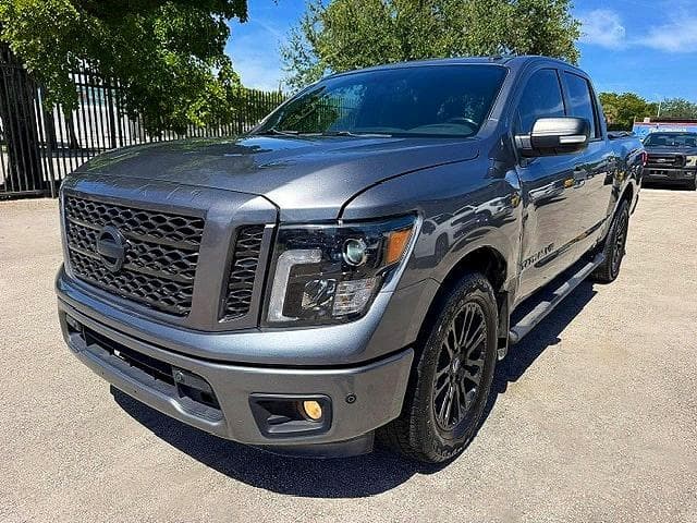 2019 NISSAN TITAN SV - 1