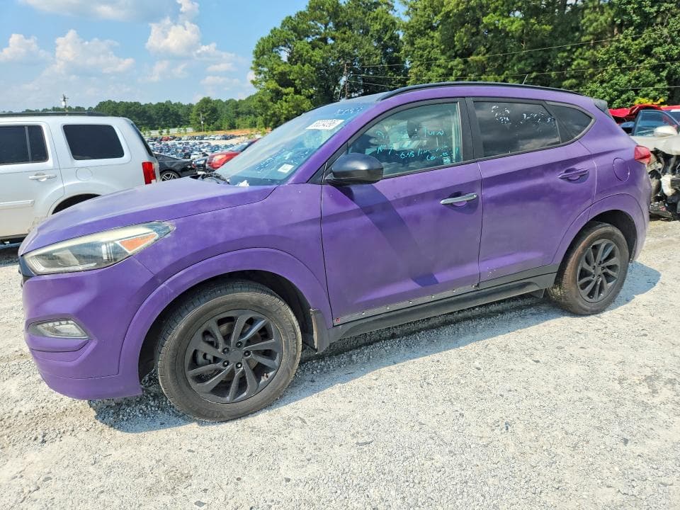 2017 HYUNDAI TUCSON SE - 1